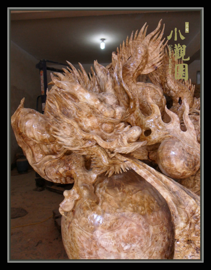 根雕艺术中的龙韵——从厂家直销的根雕龙谈起